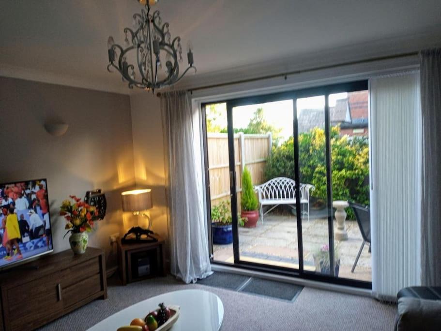 Ludlow Mews Town House With Free Parking מראה חיצוני תמונה