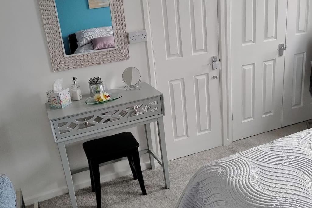 Ludlow Mews Town House With Free Parking מראה חיצוני תמונה